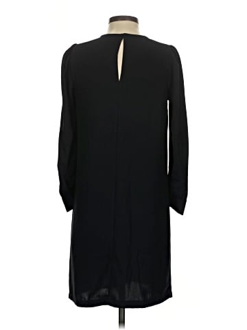 Old Navy Casual Dress (view 2)