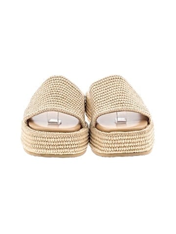 Unbranded Wedges (view 2)
