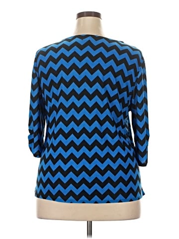 Star Vixen 3/4 Sleeve Top (view 2)