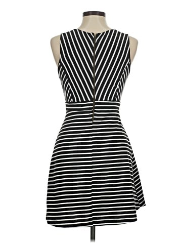Monteau Casual Dress (view 2)