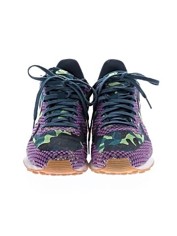 Nike Sneakers (view 2)
