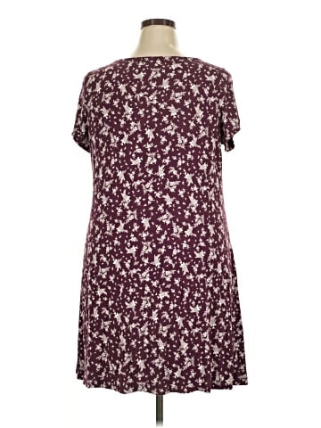 Old Navy Casual Dress (view 2)