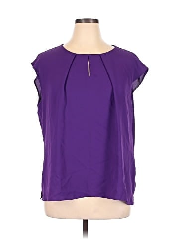 Kasper Sleeveless Blouse (view 1)