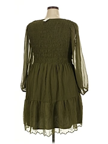 Old Navy Casual Dress (view 2)