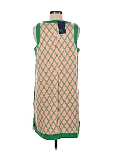 Crown & Ivy Casual Dress (view 2)