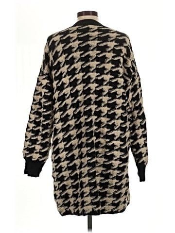 Max Edition Cardigan (view 2)
