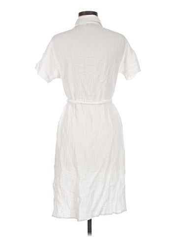 Saks Fifth Avenue Casual Dress (view 2)