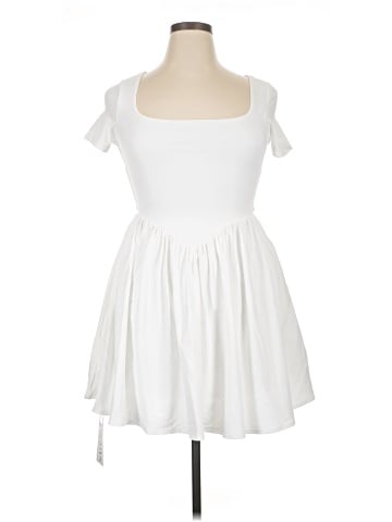 Unbranded Casual Dress (view 1)