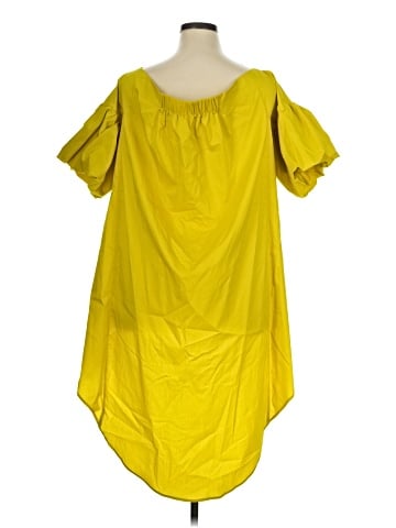 7th Avenue Design Studio New York & Company Short Sleeve Blouse (view 2)
