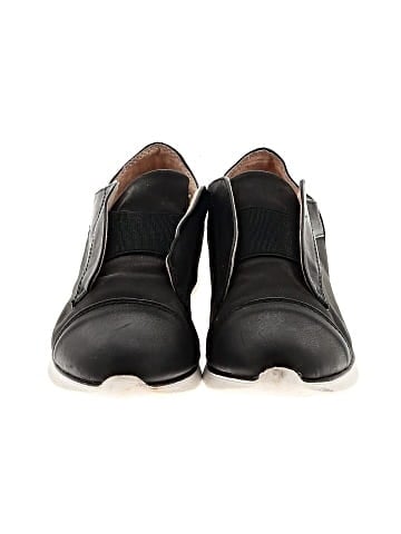 Basic Editions Sneakers (view 2)