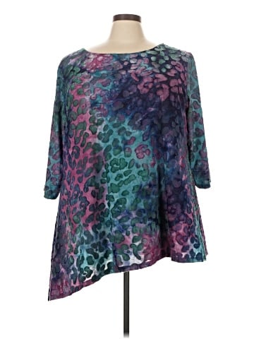 Attitudes by Renee 3/4 Sleeve Blouse (view 1)