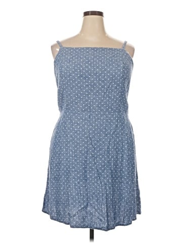 Old Navy Casual Dress (view 1)