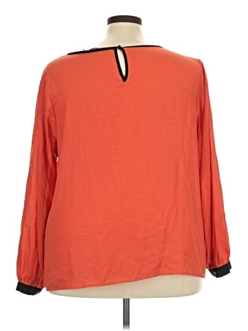Doe & Rae 3/4 Sleeve Blouse (view 2)