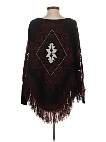 Signature Studio Poncho (view 2)