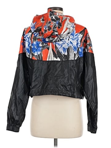 Nike Windbreaker (view 2)