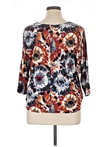 Cha Cha Vente 3/4 Sleeve T-Shirt (view 2)
