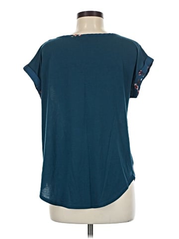 Xhilaration Short Sleeve Blouse (view 2)