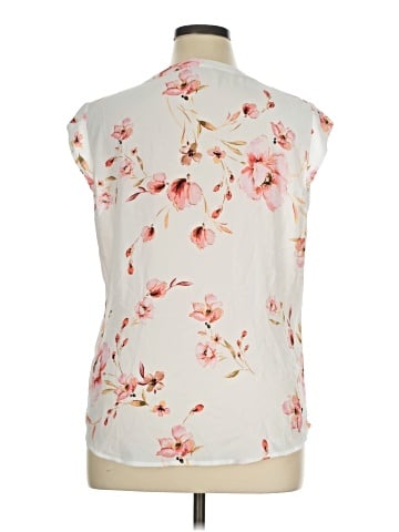 Candie's Sleeveless Blouse (view 2)