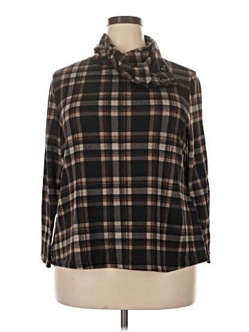 BLOOMCHIC Pullover Sweater (view 1)