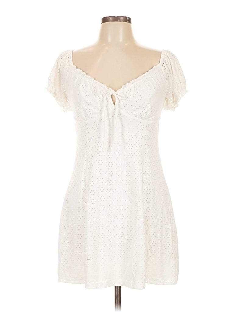 Pre-owned Aéropostale Casual Dress In Ivory
