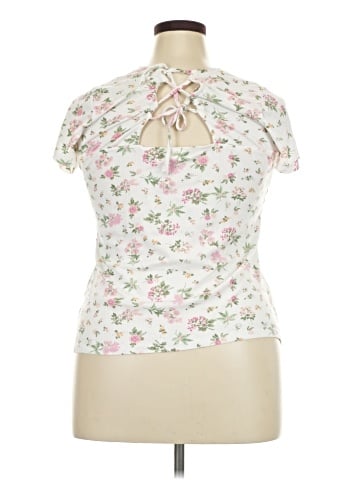 No Comment Short Sleeve T-Shirt (view 2)