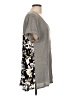 t.la Gray Short Sleeve Top Size L - photo 4