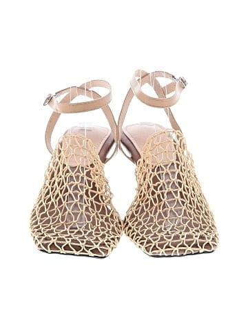 Unbranded Heels (view 2)