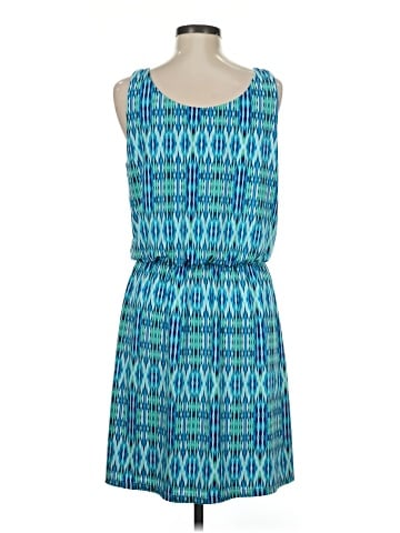 Market and Spruce Casual Dress (view 2)