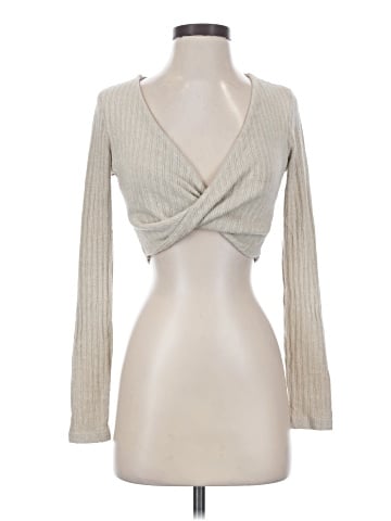 Urban Outfitters Pullover Sweater (view 1)