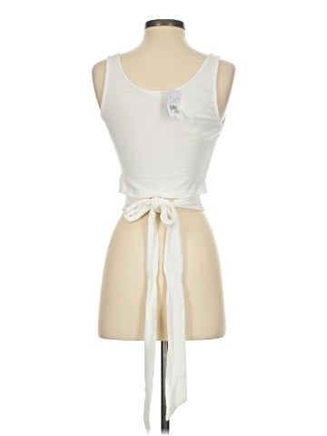 Listicle Sleeveless Top (view 2)