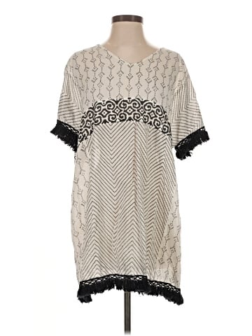 amita naithani Casual Dress (view 1)