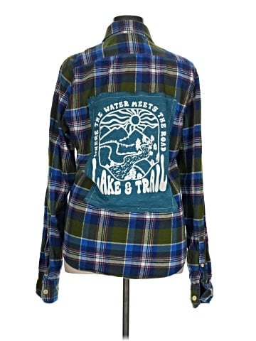 Hollister Long Sleeve Button-Down Shirt (view 2)