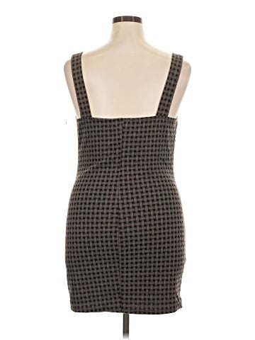 Cameo Cocktail Dress (view 2)
