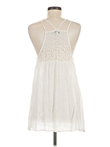 Raviya Sleeveless Blouse (view 2)