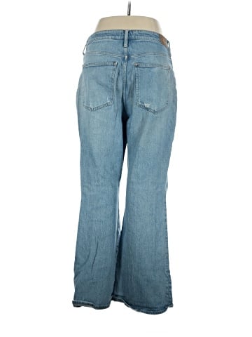 Madewell The Curvy Perfect Vintage Flare Jean in Delavan Wash (view 2)