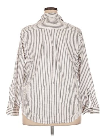 Torrid 3/4 Sleeve Button-Down Shirt (view 2)