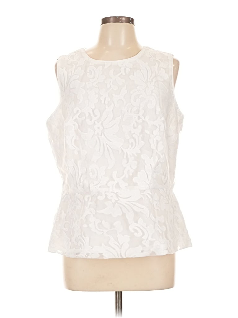 Pre-owned Liz Claiborne Sleeveless T-shirt In Ivory