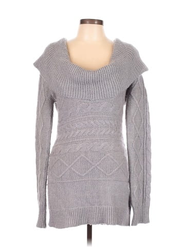 Romeo & Juliet Couture Pullover Sweater (view 1)