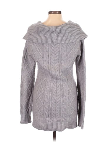 Romeo & Juliet Couture Pullover Sweater (view 2)