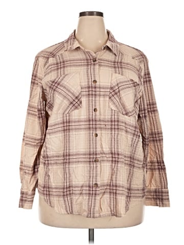 Maurices 3/4 Sleeve Button-Down Shirt (view 1)