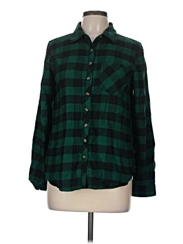 Maurices Long Sleeve Button-Down Shirt (view 1)