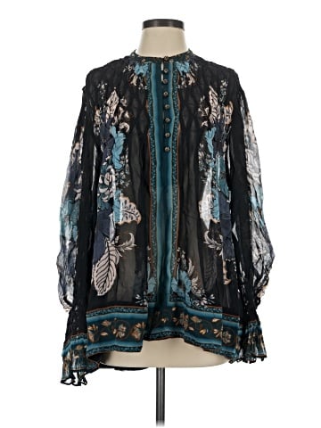 FARM Rio 3/4 Sleeve Blouse (view 1)