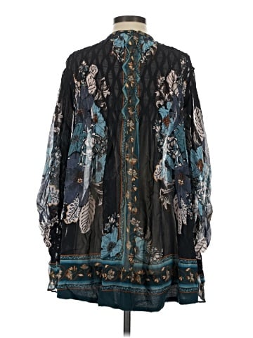 FARM Rio 3/4 Sleeve Blouse (view 2)
