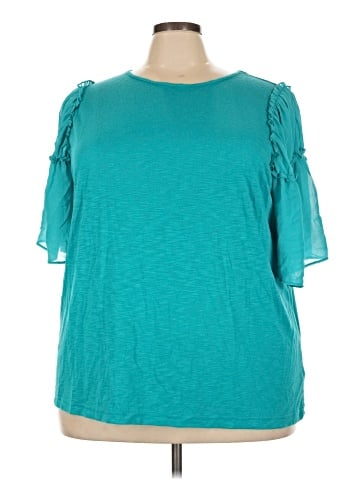 Ava & Viv Short Sleeve Top (view 1)