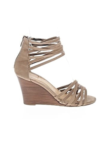 Chinese Laundry Wedges (view 1)