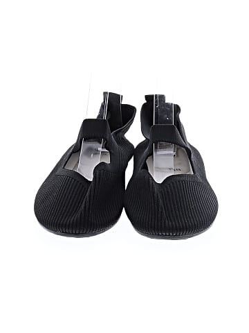 Unbranded Flats (view 2)