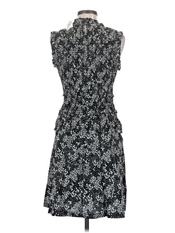 Madewell Smocked Crewneck Mini Dress in Floral (view 2)