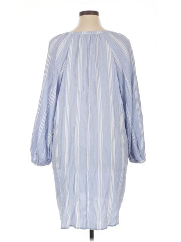 Banana Republic Factory Store Casual Dress (view 2)