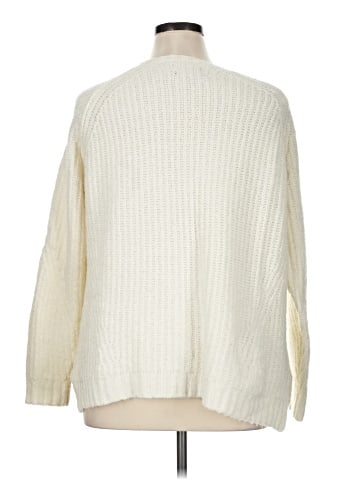 American Eagle Outfitters Pullover Sweater (view 2)