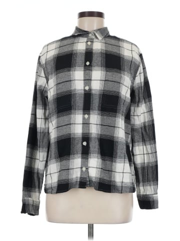 Old Navy Long Sleeve Button-Down Shirt (view 1)